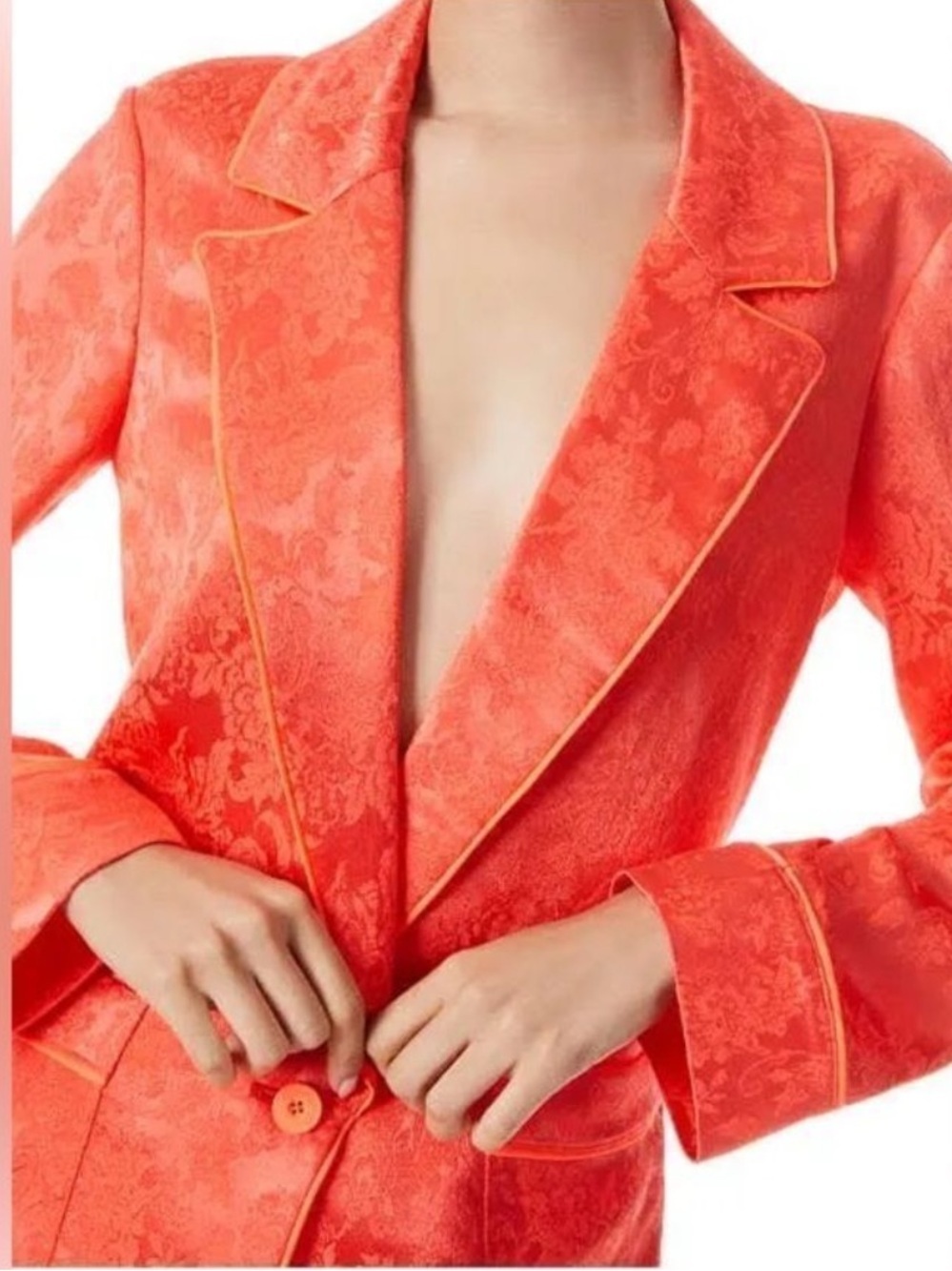 Alice + Olivia Shonda Pajama Blazer - Picture 2 of 7